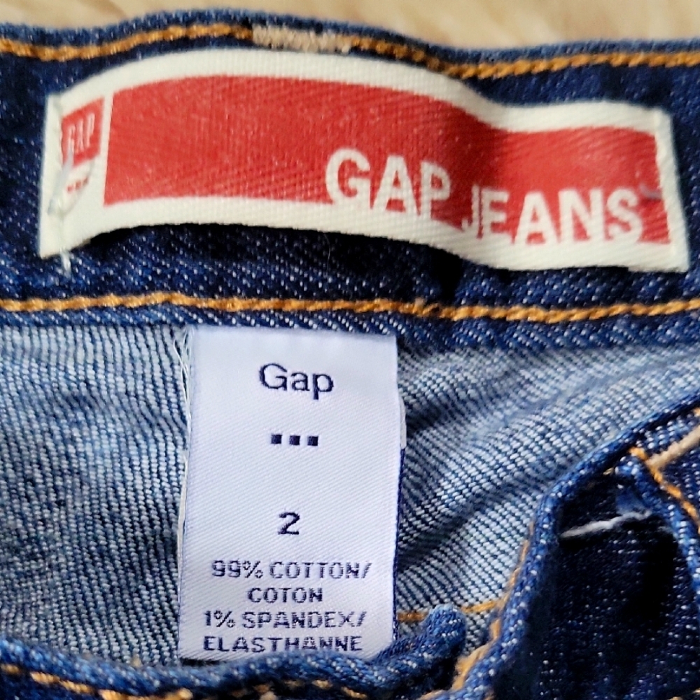 GAP Blue Denim Capri Jeans